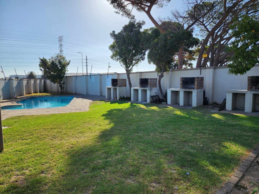 1 Bedroom Property for Sale in Van Der Stel Western Cape